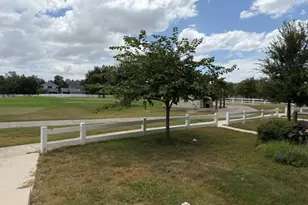124 Martha Ln, Kyle, TX 78640 - Photo 15