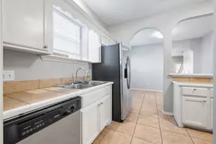 2906 Pearl St, Austin, TX 78705 - Photo 11