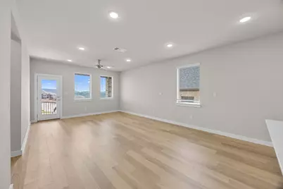 8013 Shining Flor Run, Lago Vista, TX 78645 - Photo 9