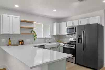 13000 Meadowheath Cove, Austin, TX 78729 - Photo 5