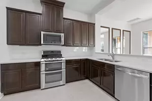 2508 Hopsack Mills Rd, Austin, TX 78748 - Photo 9