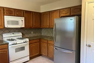7409 Potters Trail, Austin, TX 78729 - Photo 5