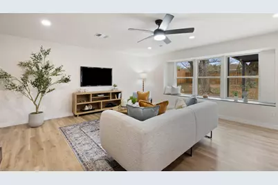 6106 Bridlington Circle, Austin, TX 78745 - Photo 11