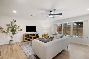 6106 Bridlington Cir, Austin, TX 78745 - Photo 11