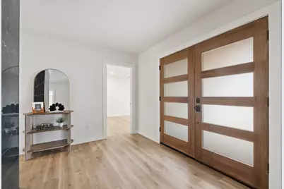 6106 Bridlington Circle, Austin, TX 78745 - Photo 5