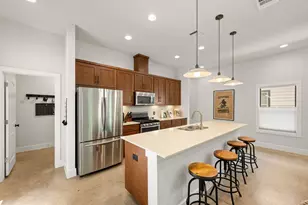 1800 Poquito St, Austin, TX 78702 - Photo 9