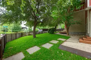 1800 Poquito St, Austin, TX 78702 - Photo 27