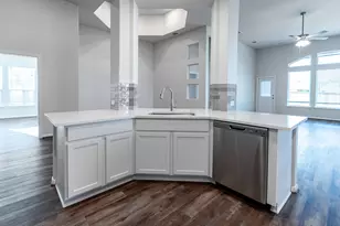 525 Lost Tree Dr, Buda, TX 78610 - Photo 3