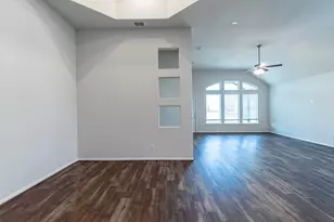 525 Lost Tree Dr, Buda, TX 78610 - Photo 11