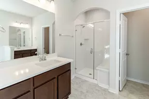 525 Lost Tree Dr, Buda, TX 78610 - Photo 13