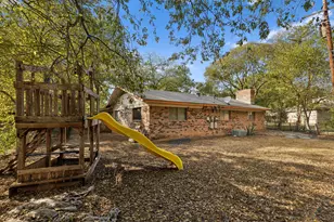 4703 Sagebrush Cir, Austin, TX 78745 - Photo 19