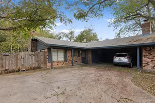 4703 Sagebrush Cir, Austin, TX 78745 - Photo 23