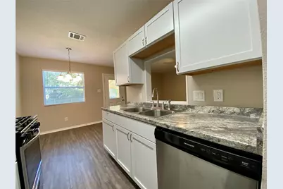 7307 Barnsdale Way, Austin, TX 78745 - Photo 9