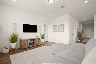 8213 Knoxville Trail, Austin, TX 78744 - Photo 3