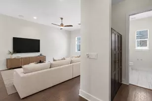 4412 Authentic Dr, Austin, TX 78731 - Photo 7
