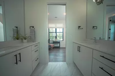 3102 Brinwood Avenue, Austin, TX 78704 - Photo 21