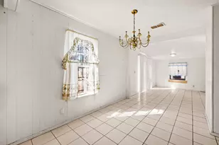 1114 Richardine Ave, Austin, TX 78721 - Photo 9