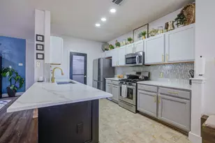 1201 N Darjeeling Dr, Pflugerville, TX 78660 - Photo 11