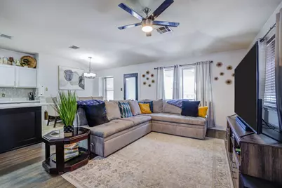 1201 N Darjeeling Drive, Pflugerville, TX 78660 - Photo 7