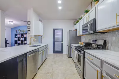 1201 N Darjeeling Drive, Pflugerville, TX 78660 - Photo 13