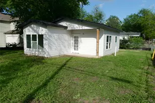81 Waller St, Austin, TX 78702 - Photo 1