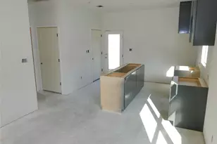 81 Waller St, Austin, TX 78702 - Photo 5