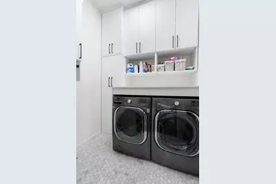 800 Embassy Drive #605, Austin, TX 78702 - Photo 23