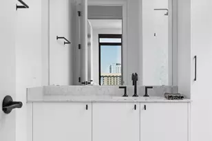 800 Embassy Dr, Austin, TX 78702 - Photo 21