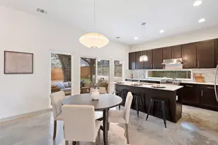 2805 Sol Wilson Ave, Austin, TX 78702 - Photo 5