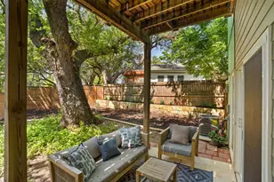 2805 Sol Wilson Ave, Austin, TX 78702 - Photo 29