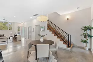 2805 Sol Wilson Ave, Austin, TX 78702 - Photo 17