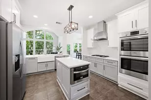 2508 Lipizzan Dr, Austin, TX 78732 - Photo 5