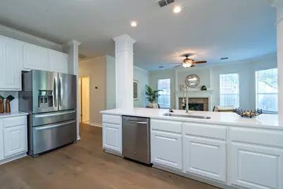 7916 Yaupon Drive, Austin, TX 78759 - Photo 11