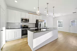 112 Vandervoort Wy, Jarrell, TX 76537 - Photo 11