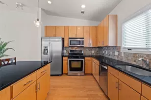 1702 S Lamar Blvd, Austin, TX 78704 - Photo 13