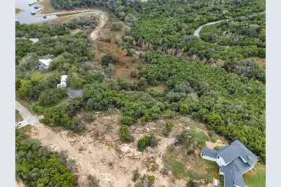 18211 Gregg Bluff Road, Jonestown, TX 78645 - Photo 13