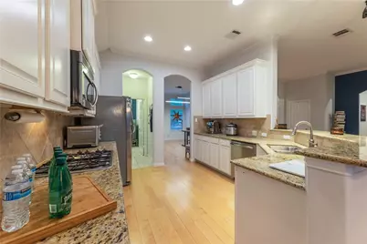 2808 Canyon Valley Run, Pflugerville, TX 78660 - Photo 13