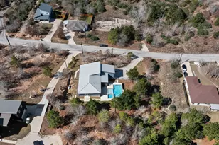 209 Kipahulu Dr, Bastrop, TX 78602 - Photo 33