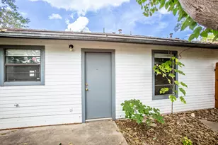 1604 Mill St, San Marcos, TX 78666 - Photo 17