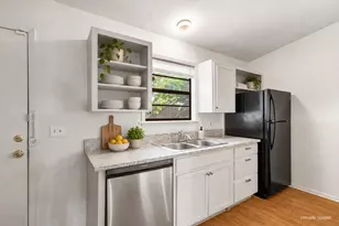 1604 Mill St, San Marcos, TX 78666 - Photo 9