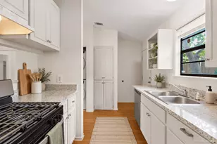 1604 Mill St, San Marcos, TX 78666 - Photo 11