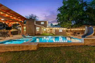 6911 Langston Dr, Austin, TX 78723 - Photo 35