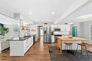 6911 Langston Dr, Austin, TX 78723 - Photo 13