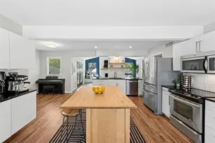 6911 Langston Dr, Austin, TX 78723 - Photo 11