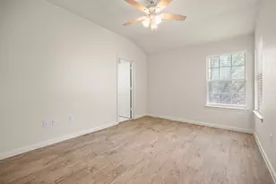 21513 Pershing Ave, Lago Vista, TX 78645 - Photo 11