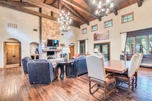 171 Oak Grv Cv, Georgetown, TX 78628 - Photo 9