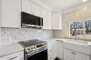 2906 Post River Rd, Cedar Park, TX 78613 - Photo 13