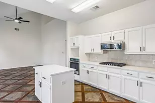 1908 Clearwater Dr, Round Rock, TX 78681 - Photo 13