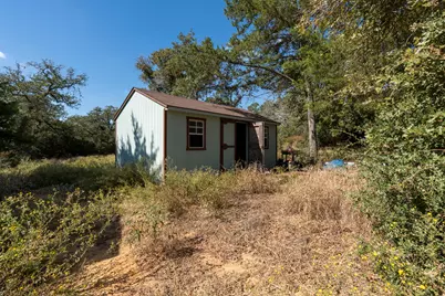 3115 Chuckwagon Road, Luling, TX 78648 - Photo 3