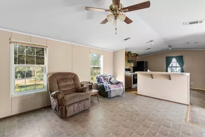 3115 Chuckwagon Road, Luling, TX 78648 - Photo 7